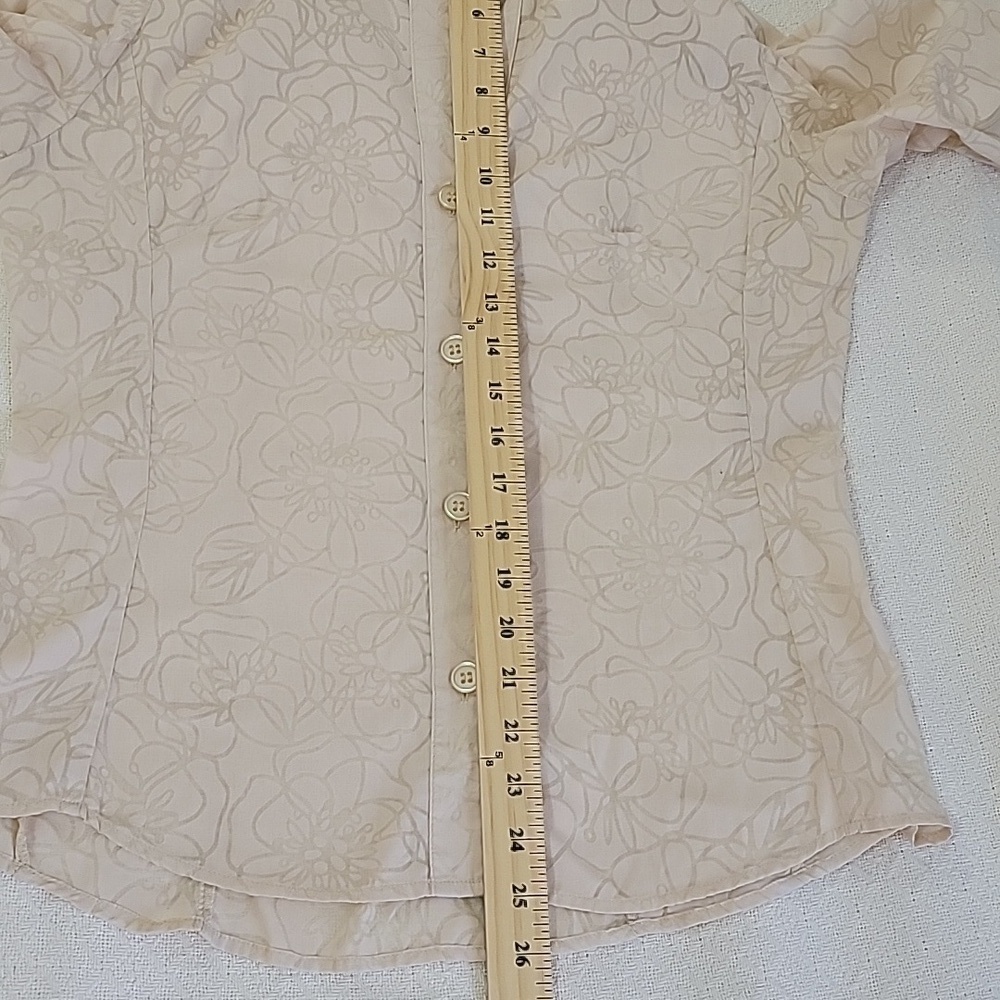 Cream and white Harve Benard button-up blouse with a touch of boho charm - Picture 5 of 6